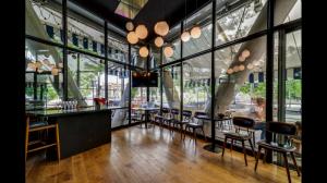 Le Café de l'Industrie à Boulogne-Billancourt