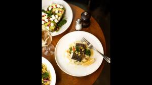 Les Parisiennes à Paris