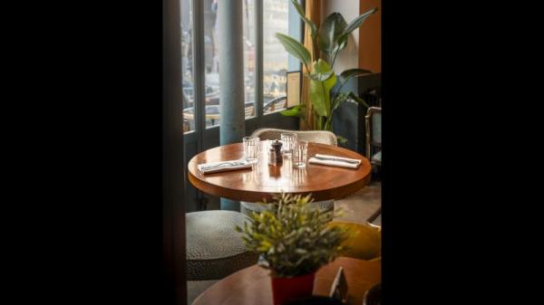 Les Parisiennes à Paris